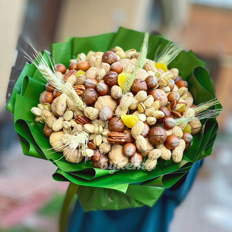 Ореховый букет (вид сверху)