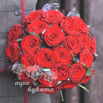 Букет на 14 февраля из красных роз