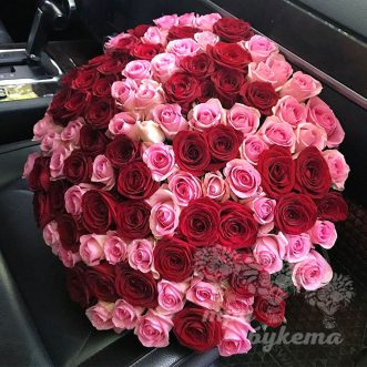101 красная и розовая роза 60 см
