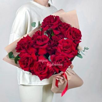 Букет из 11 красных французских роз